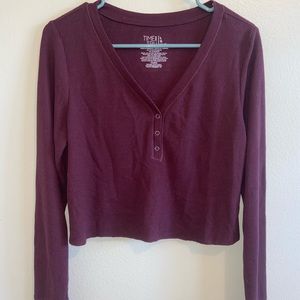 time and tru maroon cropped tee